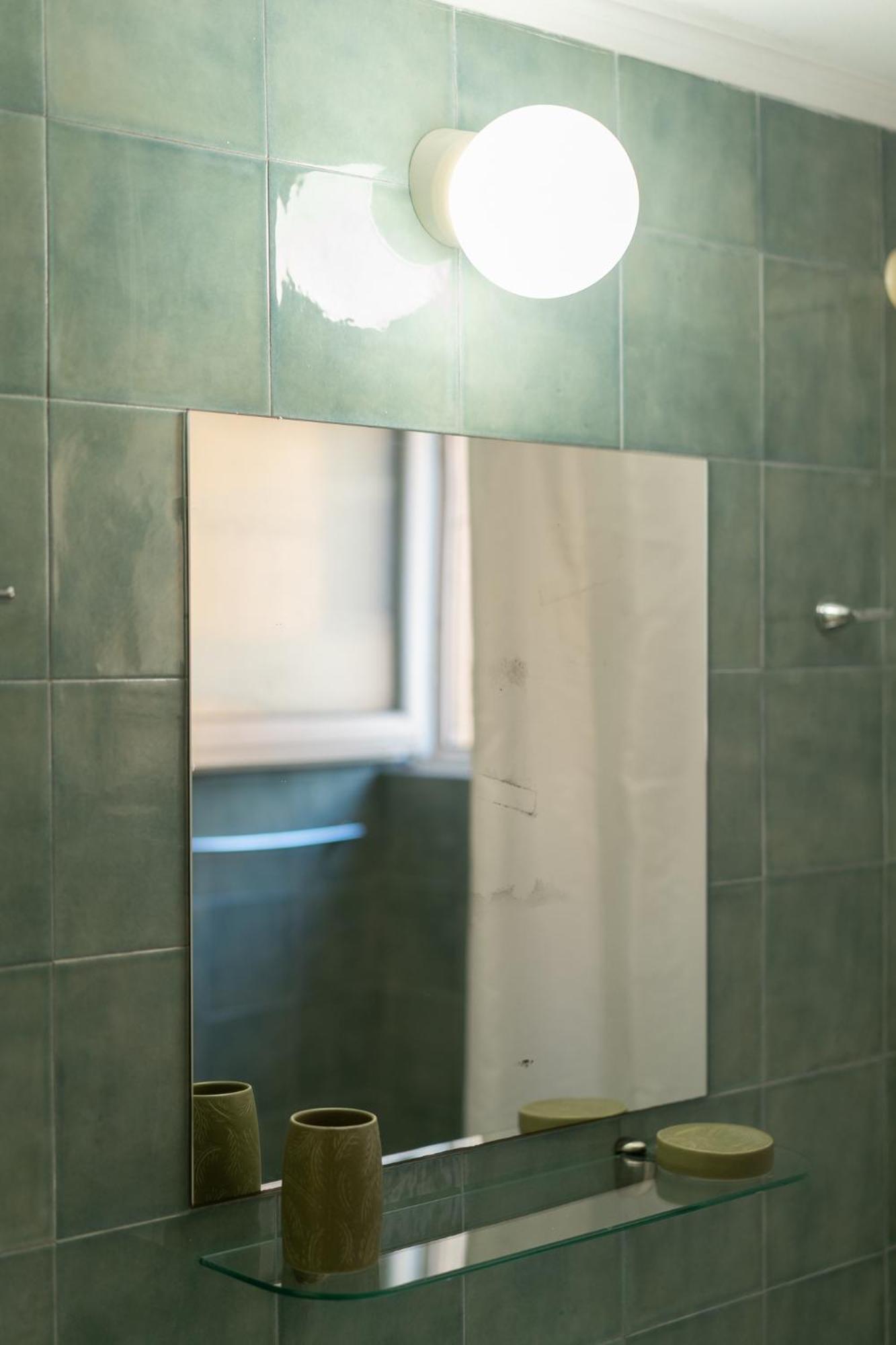 Central Mytilene City-View Apartment For 7 Екстер'єр фото